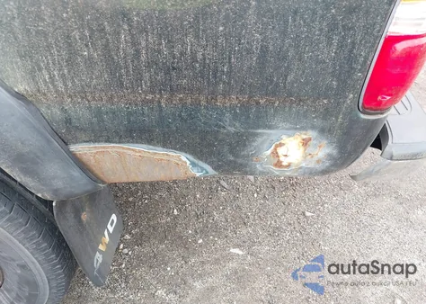 2003 Toyota Tacoma Xtracab из США, поврежденный, VIN 5TEWM72N83Z292470